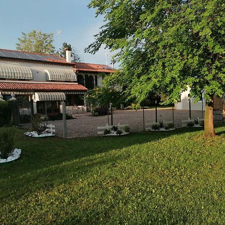 La Libellula Villorba Exterior foto